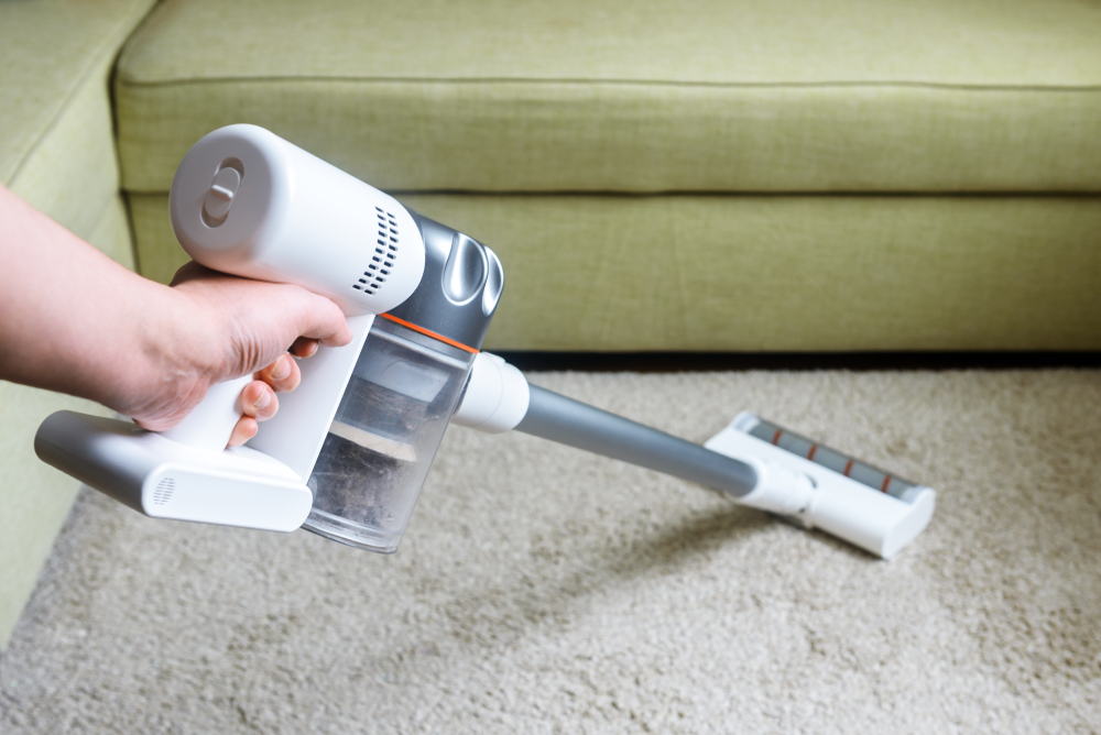 lightweight vacuum cleaners